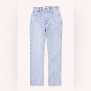 Abercrombie & Fitch Curve Love Ultra High Rise Ankle Straight jeans, light wash